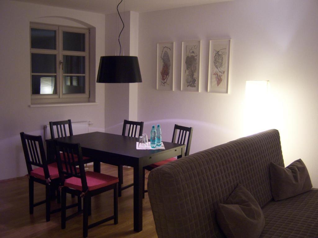Historisches Buergerhaus Dresden -Kulturstiftung- Apartamento Quarto foto